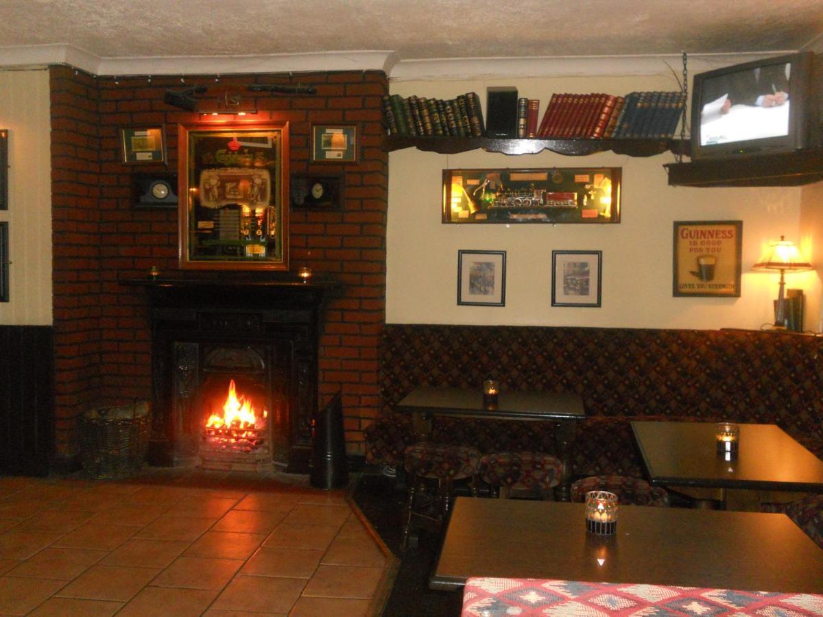 Leitrim Inn Carrick-on-Shannon Exterior photo