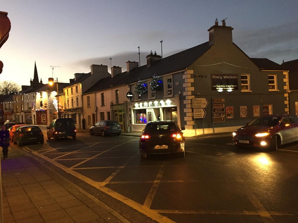Leitrim Inn Carrick-on-Shannon Exterior photo